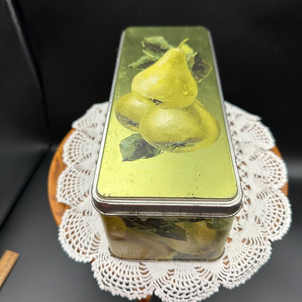 Vintage Pear Fruit Metal Storage Tin Green‎ Yellow Botanical Rectangular Box Lid